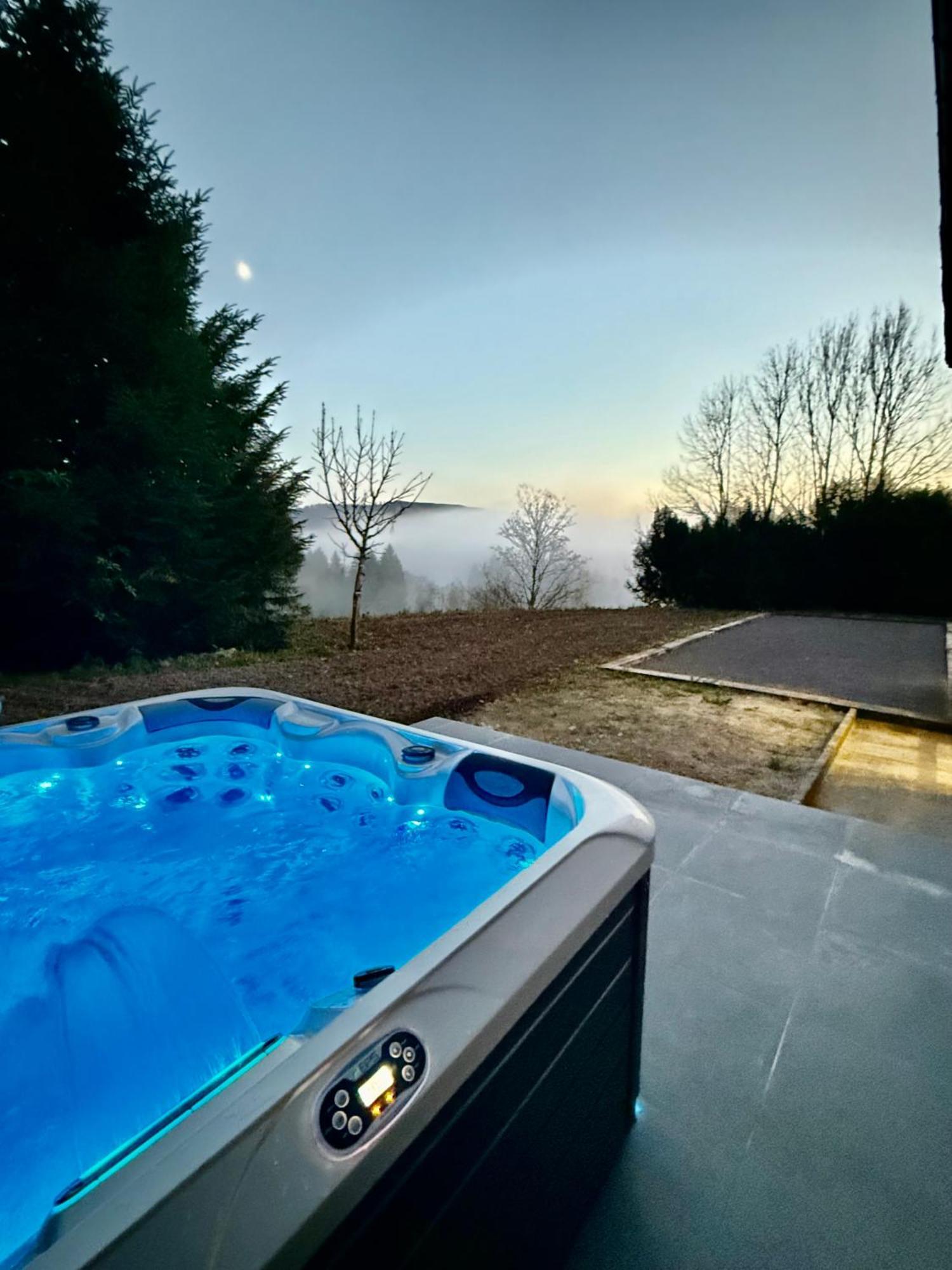 Chalet La Forgerie Piscine Jacuzzi Cinema Esterno foto